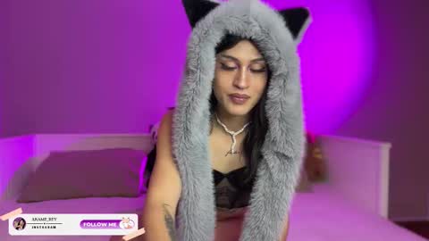 Snapshot of akame_s chatting on 10.16.25             online show from 10.16.25