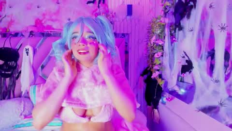 Snapshot of akane_hikari_ chatting on 11.05.25 akane hikari online show from 11.05.25