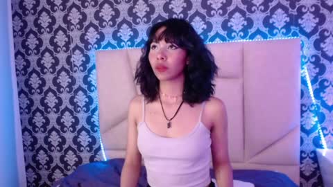 A K A N E  U W U online show from 01.06.25