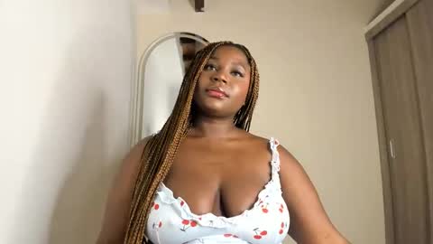 Snapshot of akanecox chatting on 12.16.25 akane online show from 12.16.25