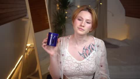 Snapshot of akaneiro_demon chatting on 12.12.24 Akaneiro online show from 12.12.24