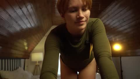 Snapshot of akaneiro_demon chatting on 10.02.25 Akaneiro online show from 10.02.25