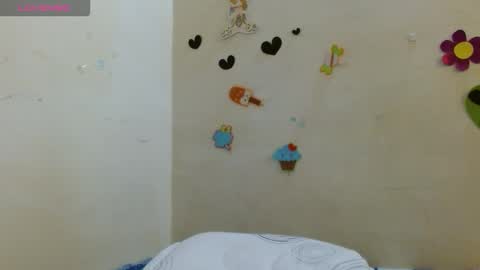 Snapshot of akasha011 chatting on 12.05.25 akasha online show from 12.05.25