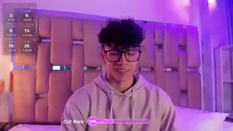 Snapshot of akazaboy chatting on 09.08.25 akazaboy online show from 09.08.25