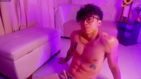 akazaboy online show from 11.21.25