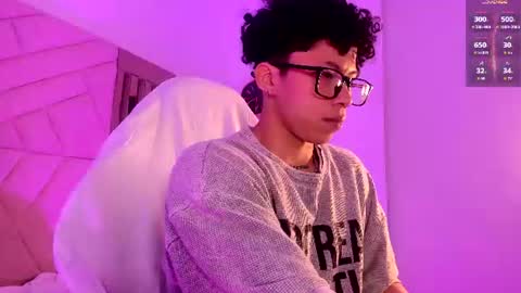 akazaboy online show from 07.30.26