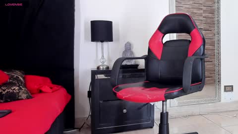 Akemi online show from 02.04.25