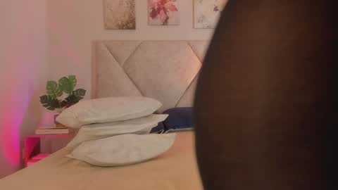 Akenda online show from 04.29.26