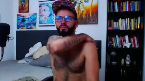 akiles online show from 10.29.25