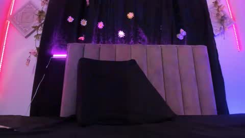 akirastone_ online show from 10.01.25