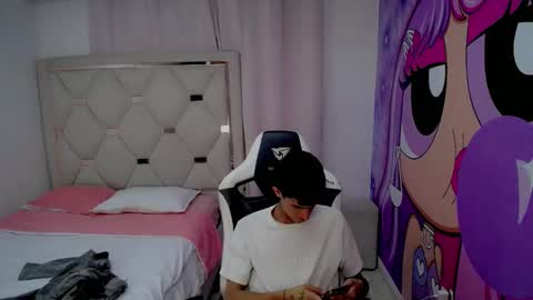 Snapshot of akyra_latin chatting on 02.04.26 Akyra latin online show from 02.04.26