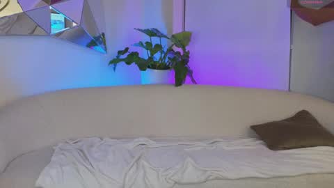 Snapshot of al_miko chatting on 12.02.24 Al Fox Miko Fortuni online show from 12.02.24