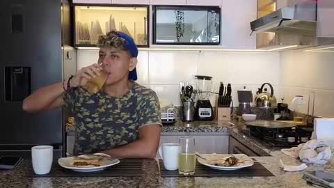 Snapshot of al_miko chatting on 12.20.24 Al Fox Miko Fortuni online show from 12.20.24