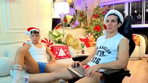 Snapshot of al_miko chatting on 12.18.25 Al Fox Miko Fortuni online show from 12.18.25