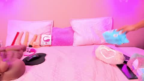 Alahia  online show from 01.25.25