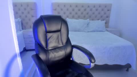 Alahia online show from 02.17.25