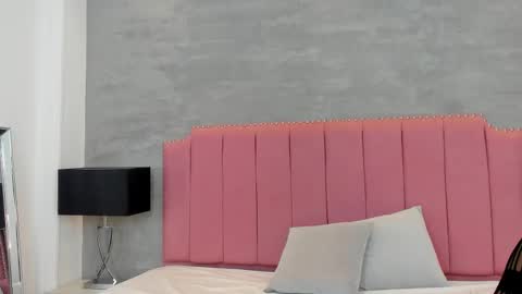 alaia_colins online show from 12.15.25