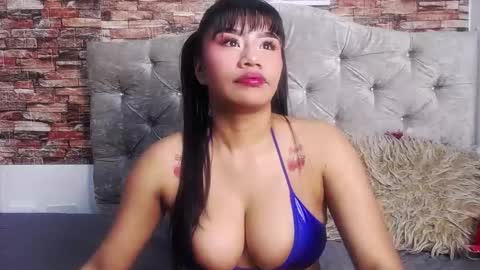 Snapshot of alaiabluecs chatting on 02.27.26 Alaia online show from 02.27.26