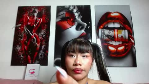 Snapshot of alaiabluecs chatting on 02.28.26 Alaia online show from 02.28.26