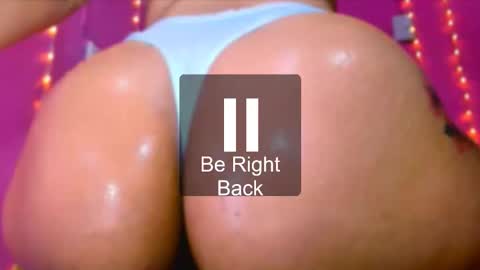 Snapshot of alaiia_rosse chatting on 11.24.25 Alaiia online show from 11.24.25