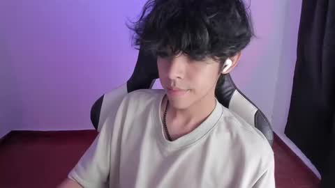 Snapshot of alan18n chatting on 01.07.25 alan18n online show from 01.07.25