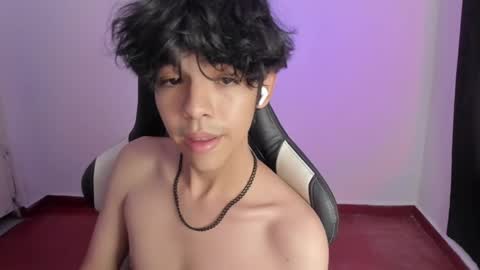 Snapshot of alan18n chatting on 01.11.25 alan18n online show from 01.11.25