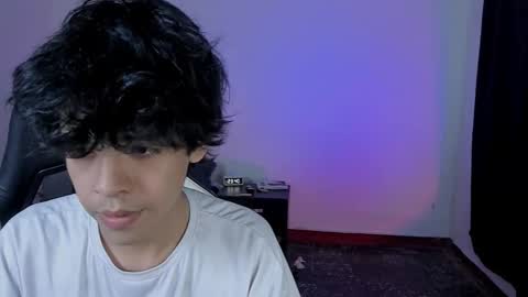 Snapshot of alan18n chatting on 11.18.25 alan18n online show from 11.18.25