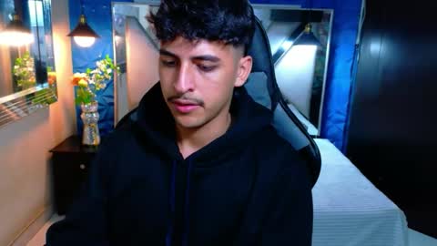 Snapshot of alan_del_reyy chatting on 02.25.26 alan del reyy online show from 02.25.26