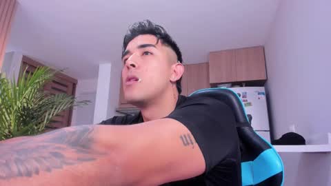 Snapshot of alan_greek_1 chatting on 01.08.26 Alan greek online show from 01.08.26