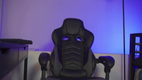 Snapshot of alan_muscle chatting on 04.03.26 Alan online show from 04.03.26