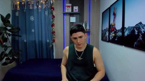Snapshot of alan_nd_kevin chatting on 12.29.24 Alan  Kevin can we reach 100 thumbs up please guys  online show from 12.29.24