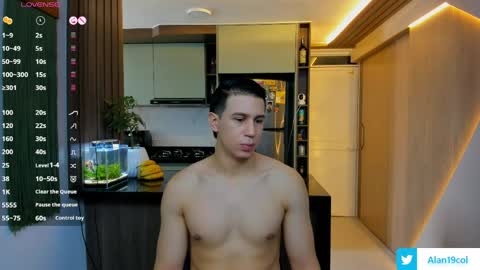 Alan  Kevin can we reach 100 thumbs up please guys  online show from 04.26.26