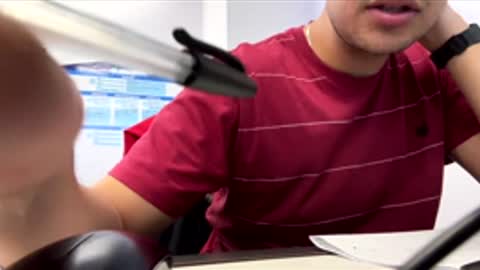 Snapshot of alan_sa chatting on 12.01.25 Alan online show from 12.01.25