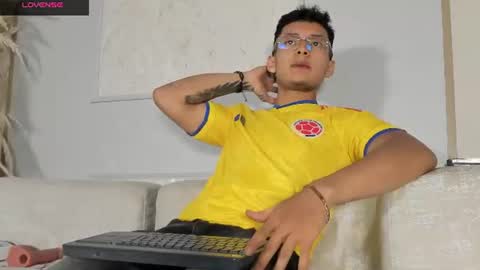 alan_salazar online show from 06.17.26