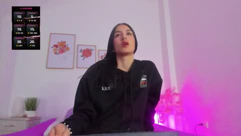 alana  online show from 11.21.25