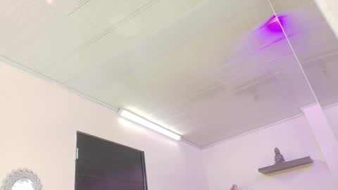 Snapshot of alana_madison chatting on 10.26.25 Maeve online show from 10.26.25