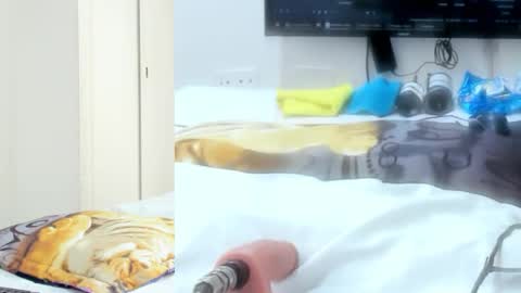 Snapshot of alana_melt18 chatting on 11.16.25 Alana online show from 11.16.25