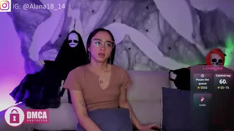 alana_pherson online show from 10.18.25