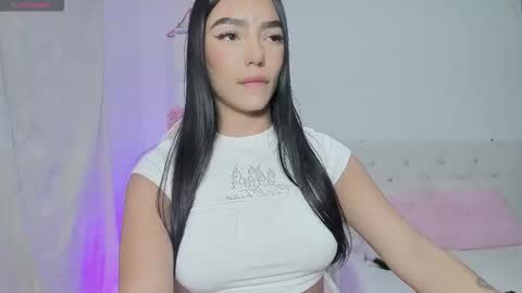 Snapshot of alana_ponse chatting on 01.15.26 Alana. online show from 01.15.26