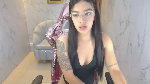 Snapshot of alana_rosse_s chatting on 12.18.25 Alana online show from 12.18.25
