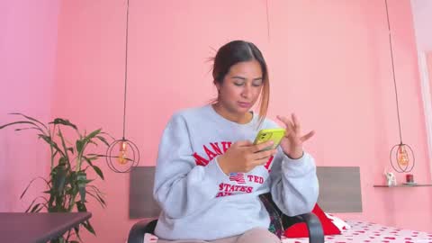 Alana online show from 02.15.25