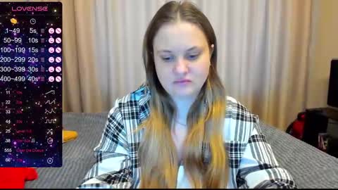 Snapshot of alanabrox chatting on 01.31.25 Julia online show from 01.31.25