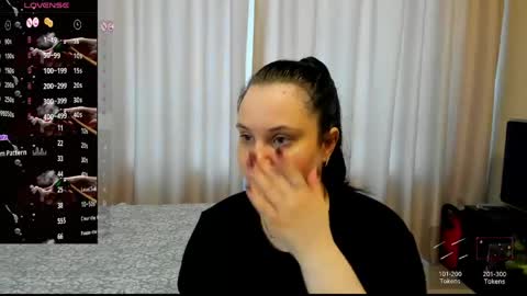 Julia online show from 04.30.26