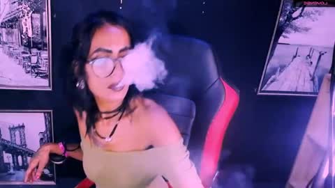 alanadelray online show from 11.03.25