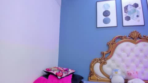 Snapshot of alanajones1 chatting on 09.14.25 alana online show from 09.14.25