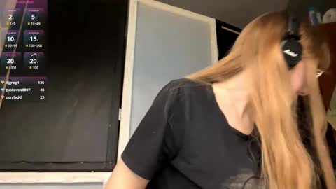 Stella online show from 09.15.25