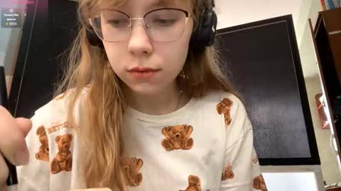 Stella online show from 09.21.25