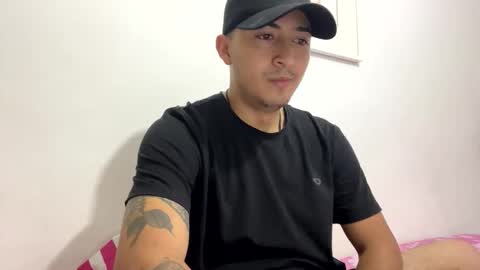 Snapshot of alanj998 chatting on 10.08.25 alanj998 online show from 10.08.25