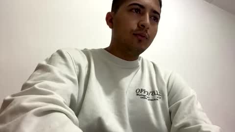 Snapshot of alanj998 chatting on 11.05.25 alanj998 online show from 11.05.25