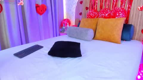 Alanna  online show from 02.15.25